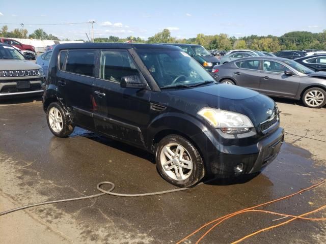 2011 KIA Soul +