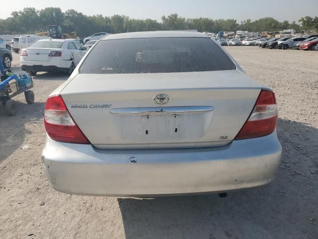 2004 Toyota Camry LE