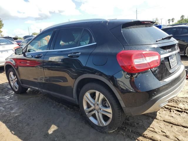 2016 Mercedes-Benz GLA 250