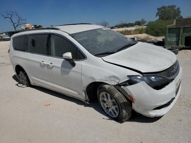 2020 Chrysler Voyager LXI