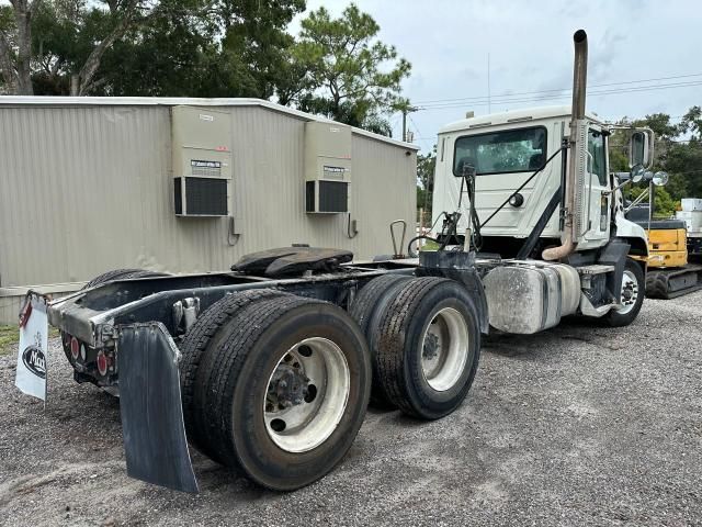 2016 Mack 600 CXU600