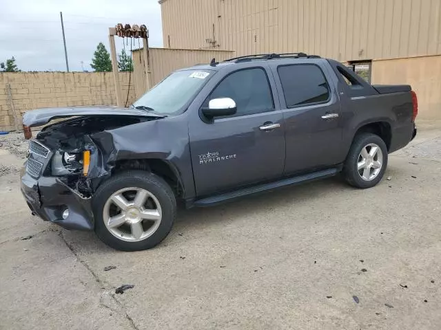 2011 Chevrolet Avalanche LT