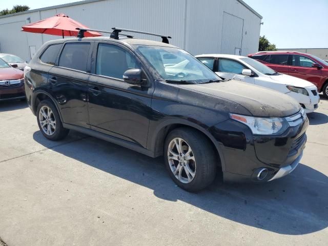 2015 Mitsubishi Outlander SE