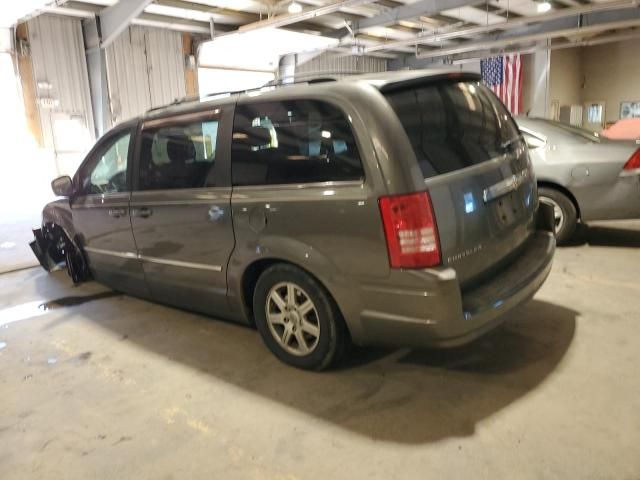 2010 Chrysler Town & Country Touring