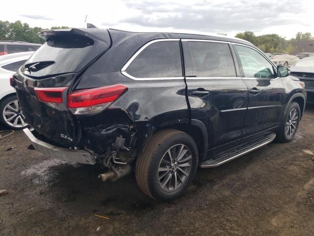 2018 Toyota Highlander SE