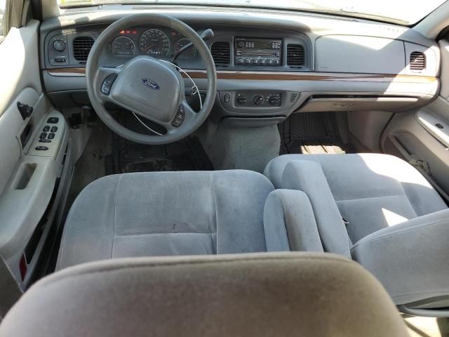 2003 Ford Crown Victoria