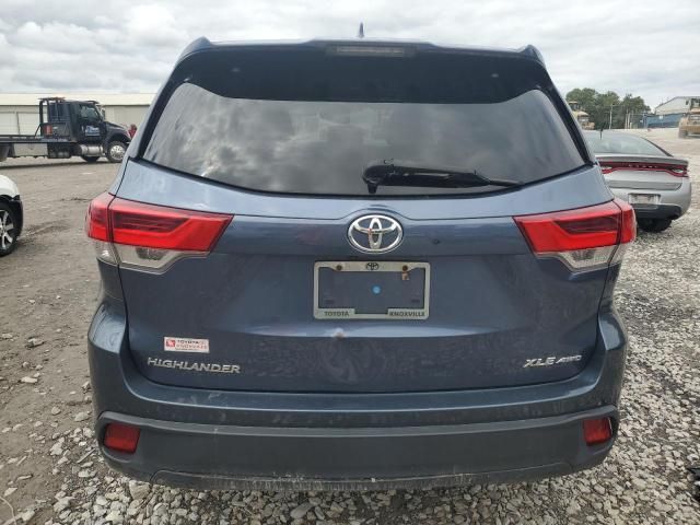 2018 Toyota Highlander SE