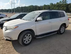 Salvage cars for sale at Greenwell Springs, LA auction: 2013 Toyota Highlander Base