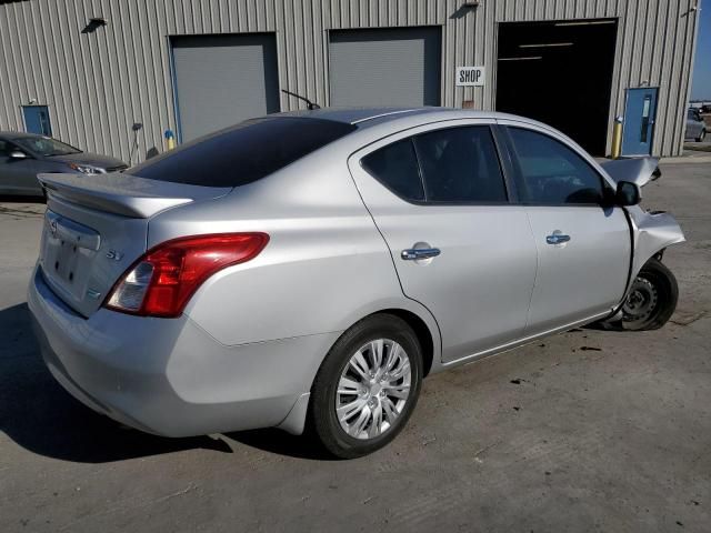 2013 Nissan Versa S