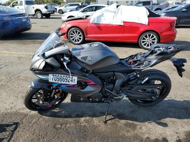 2024 Yamaha YZFR7