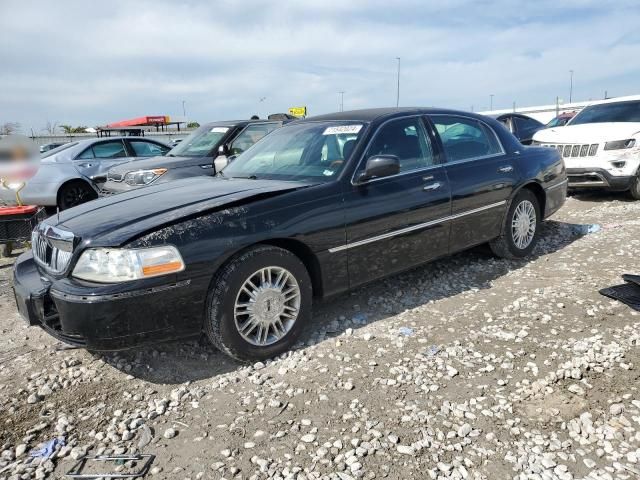 2008 Lincoln Town Car Signature Limited