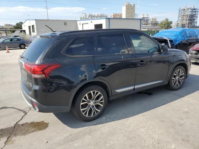 2016 Mitsubishi Outlander SE