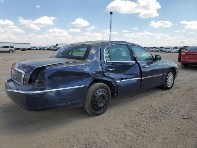 2003 Lincoln Town Car Executive