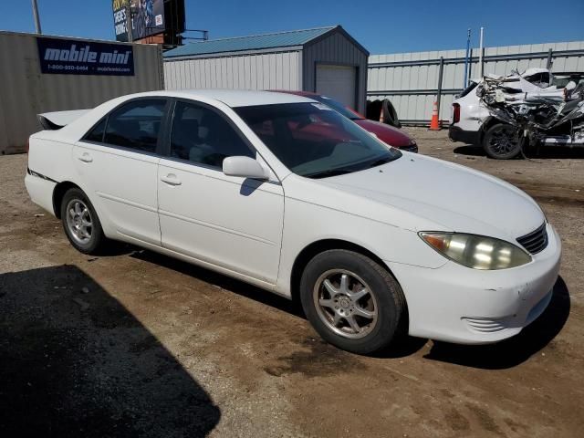 2005 Toyota Camry LE