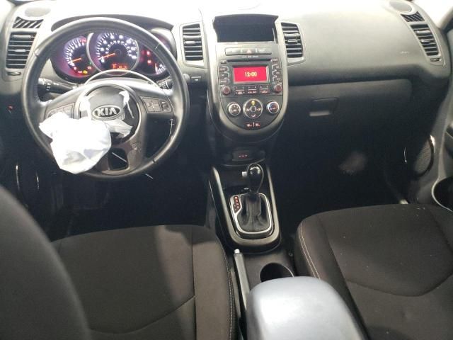 2013 KIA Soul +