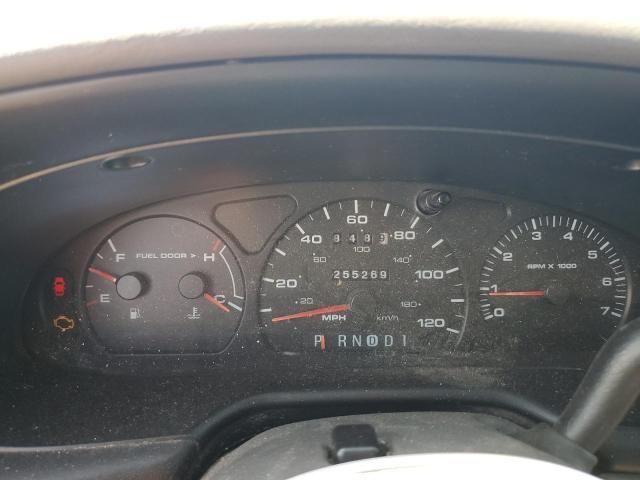 2001 Ford Taurus SE