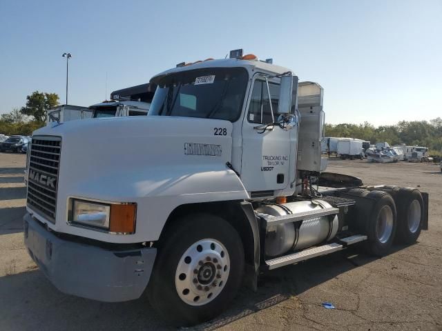 1994 Mack 600 CH600