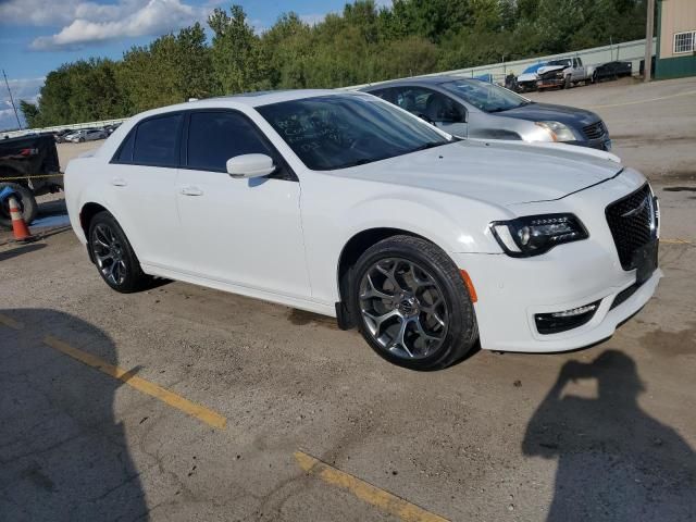 2018 Chrysler 300 S