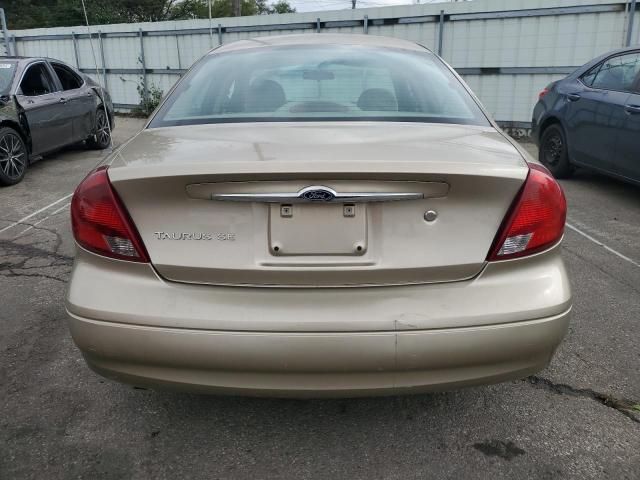 2000 Ford Taurus SE