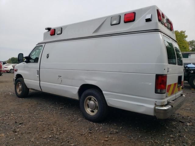 2014 Ford Econoline E350 Super Duty Van Ambulance