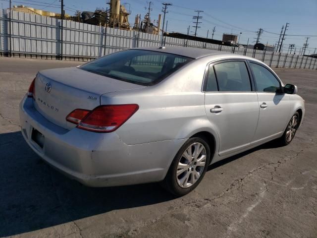 2010 Toyota Avalon XL