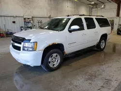 4 X 4 a la venta en subasta: 2010 Chevrolet Suburban K1500 LT