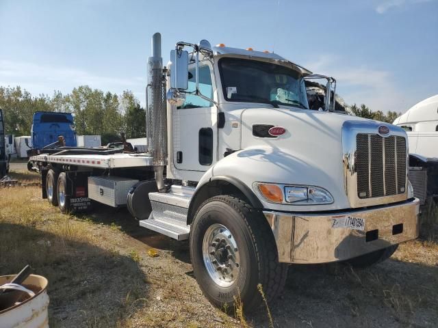 2021 Peterbilt 348