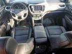 2022 GMC Acadia SLT