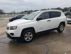 Carros salvage para piezas a la venta en subasta: 2015 Jeep Compass Sport