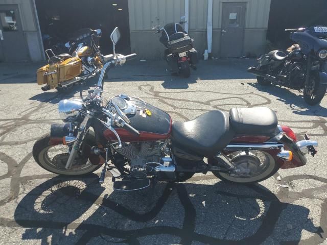 2005 Honda VT750 CA