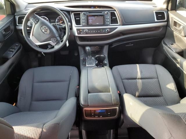 2016 Toyota Highlander LE