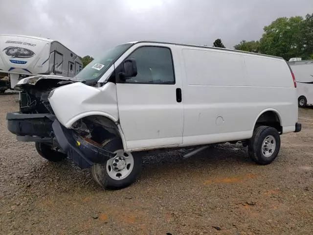 2011 Chevrolet Express G2500