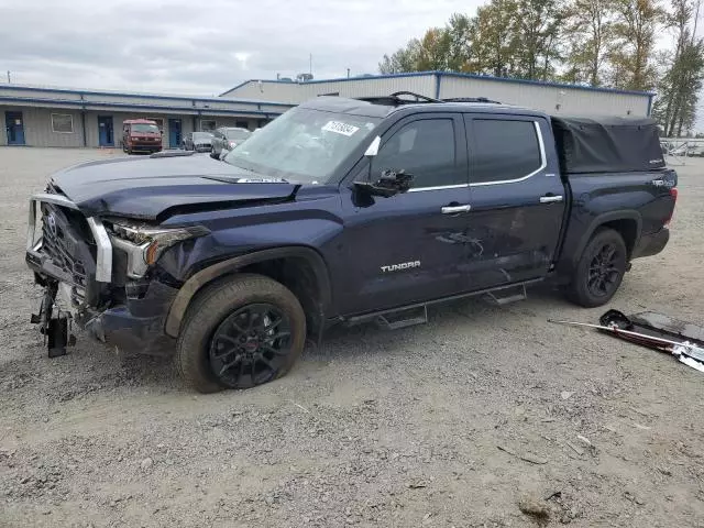 2022 Toyota Tundra Crewmax Limited