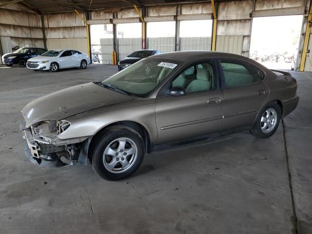 2005 Ford Taurus SE