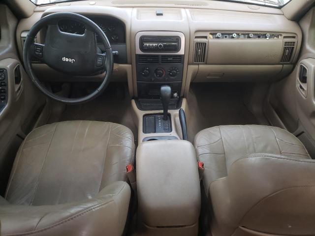 2004 Jeep Grand Cherokee Laredo