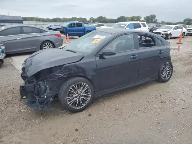 2022 KIA Forte GT Line