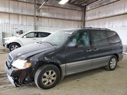 Salvage cars for sale at Des Moines, IA auction: 2005 KIA Sedona EX