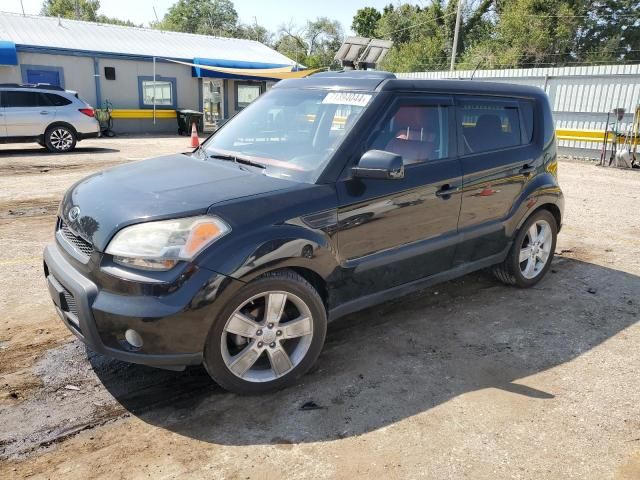 2011 KIA Soul +