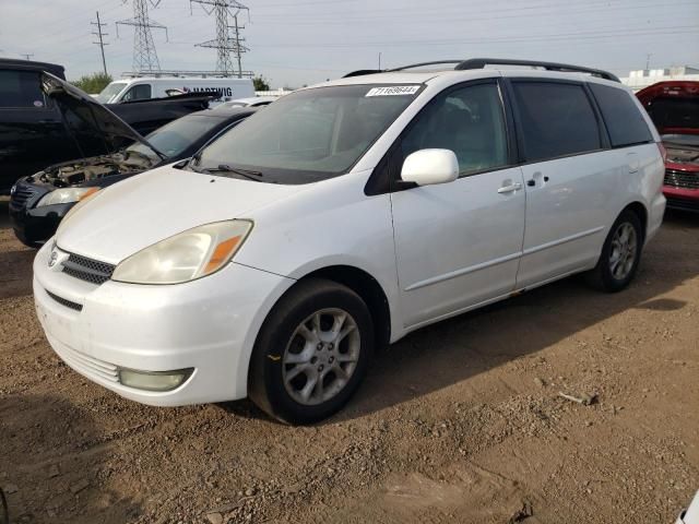 2005 Toyota Sienna XLE