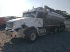 2007 Freightliner Conventional Columbia