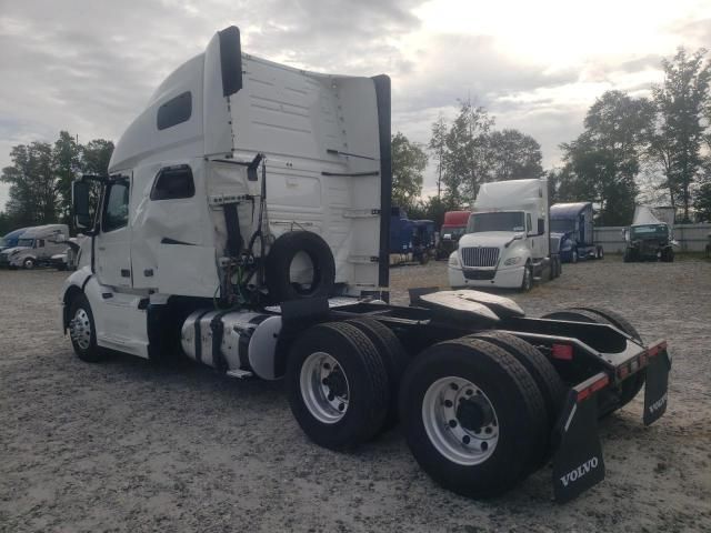 2022 Volvo VN VNL