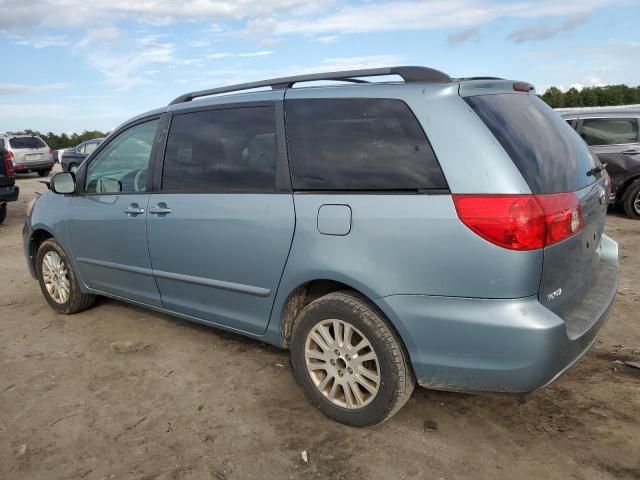 2008 Toyota Sienna LE