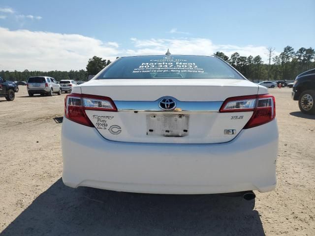 2014 Toyota Camry Hybrid