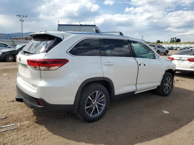 2019 Toyota Highlander SE