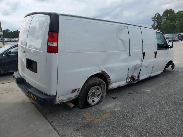 2020 Chevrolet Express G2500