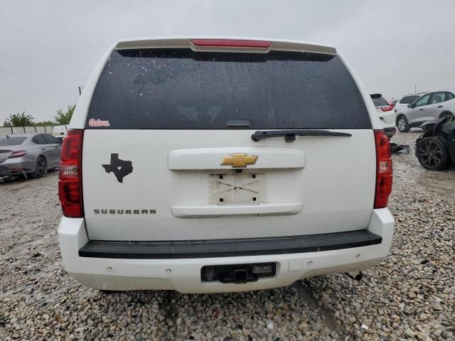 2013 Chevrolet Suburban C1500 LT