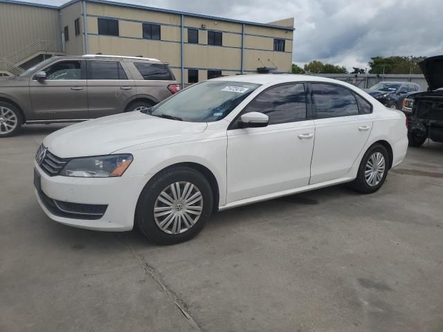 2015 Volkswagen Passat S