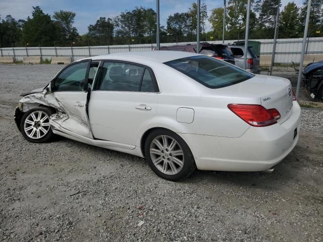 2005 Toyota Avalon XL