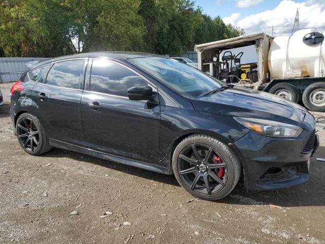 2016 Ford Focus ST