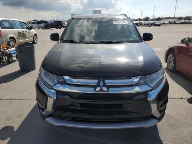 2016 Mitsubishi Outlander SE